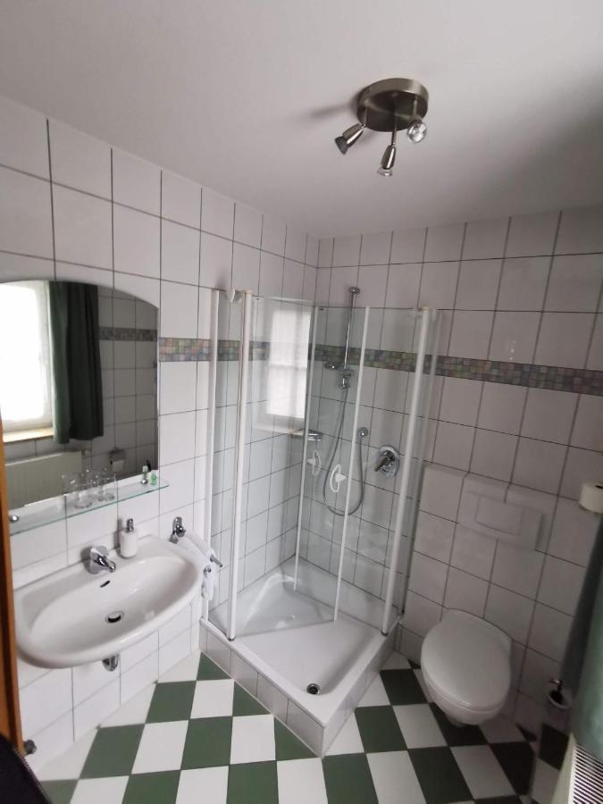 Pension Sankt Urban Sommerach Bagian luar foto